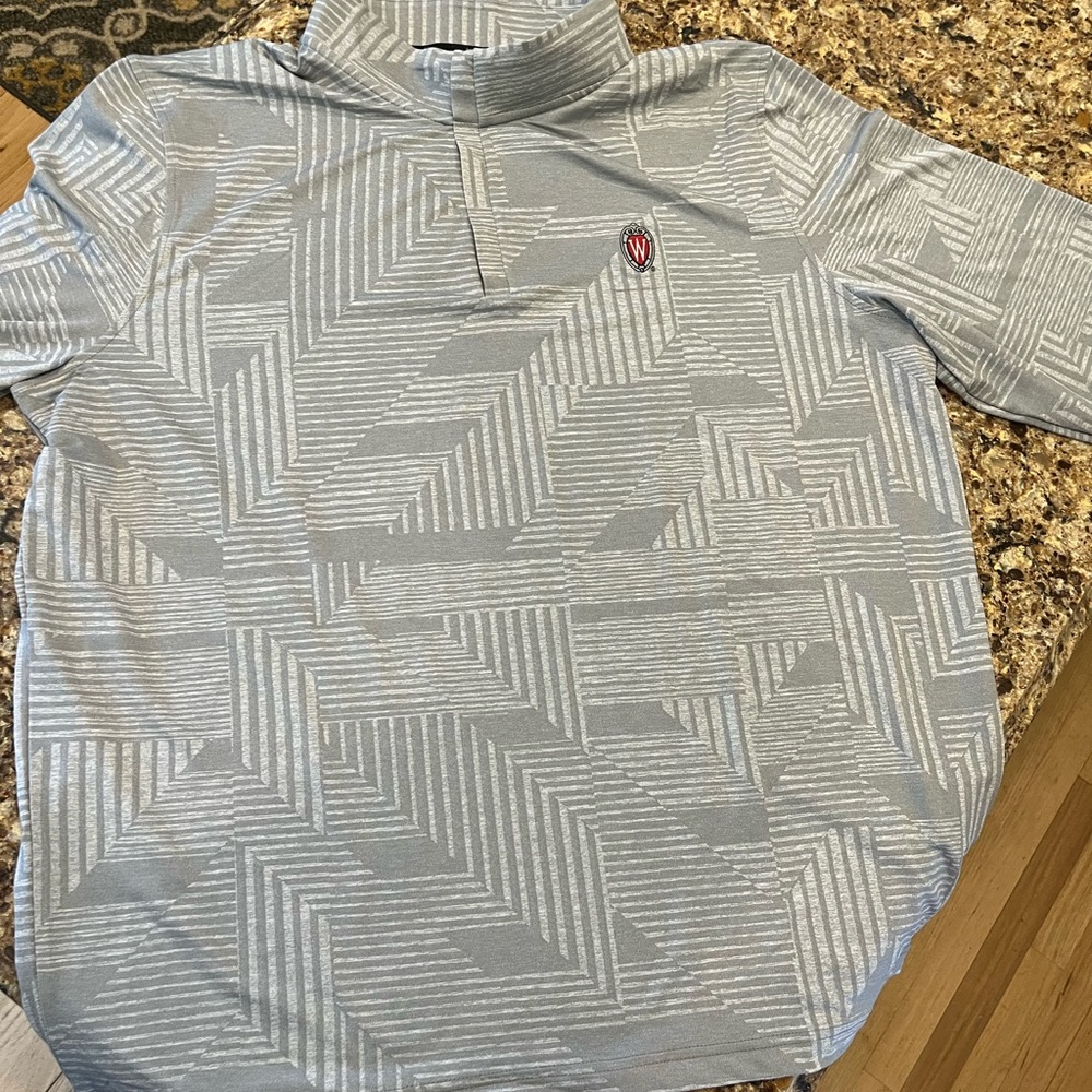 NWT Under Armour Gray Patterned Men's QuarterZip